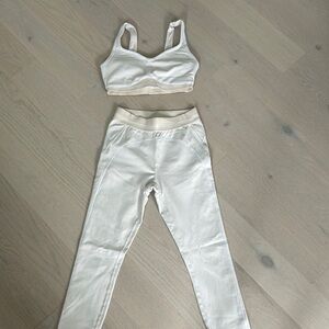 ALO yoga oat milk set